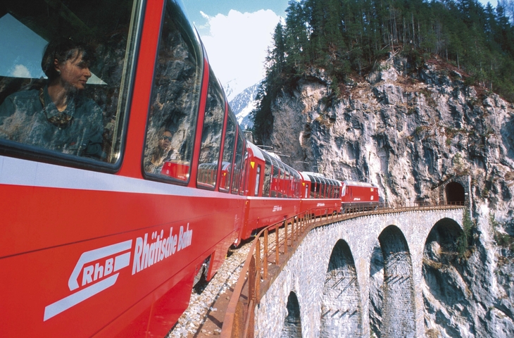 Bernina Express - von den Gletschern zu den Palmen