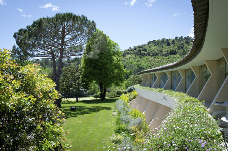 Gartenblick im Hotel La Vague, Saint Paul de Vence, Frankreich